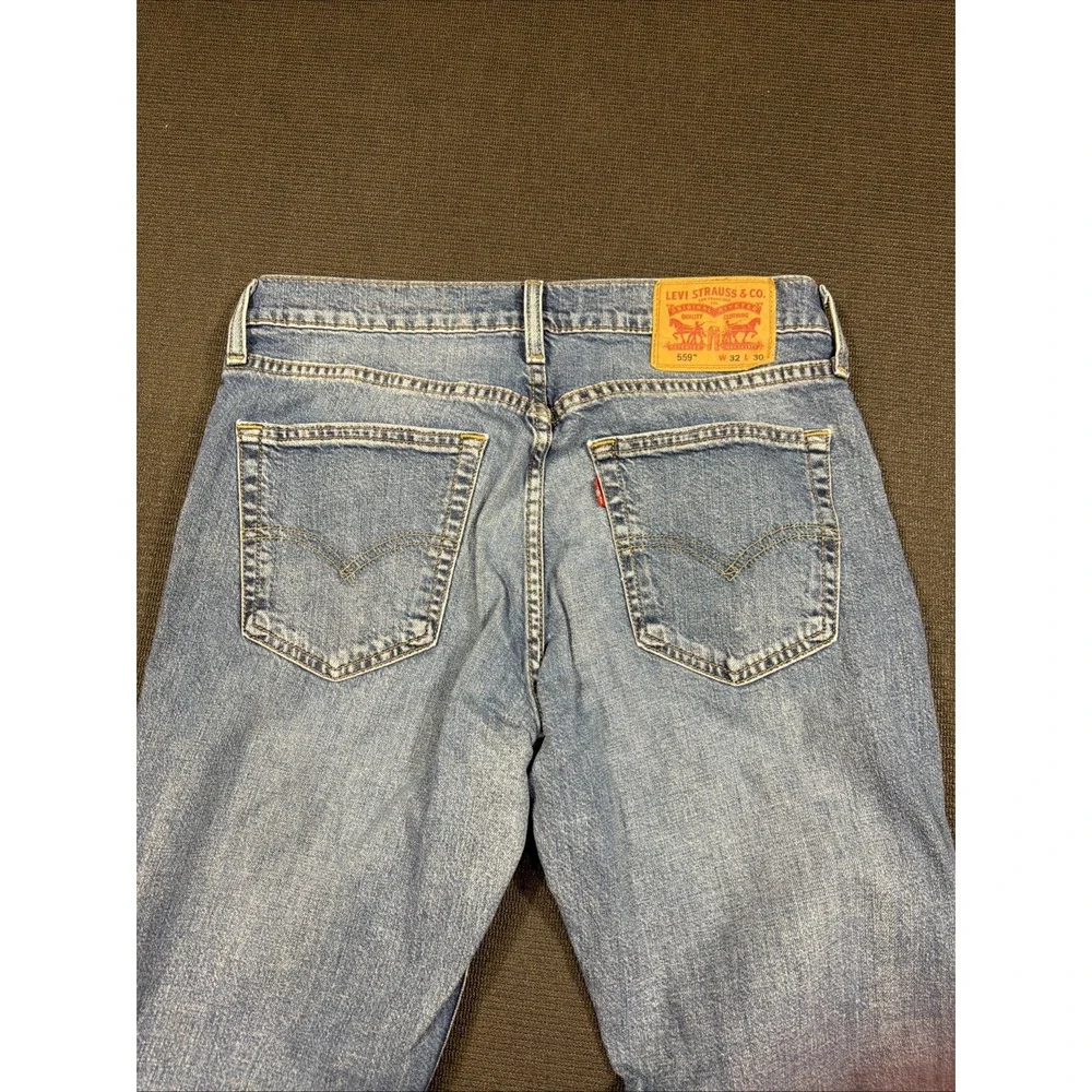 Levis 559 Relaxed Straight Jeans Mens 32x30 Blue Medium Wash Cotton Denim